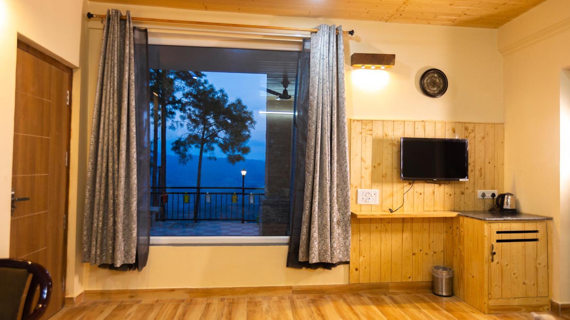 Nandini Cottage, A Premium Boutique Homestay ラニケート エクステリア 写真