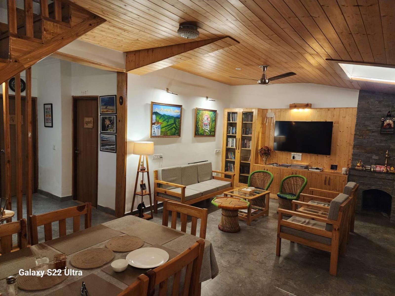 Nandini Cottage, A Premium Boutique Homestay ラニケート エクステリア 写真